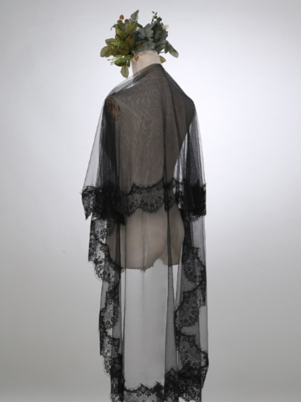 Black Lace Trim Cathedral Veil 3M Long Halloween Bridal